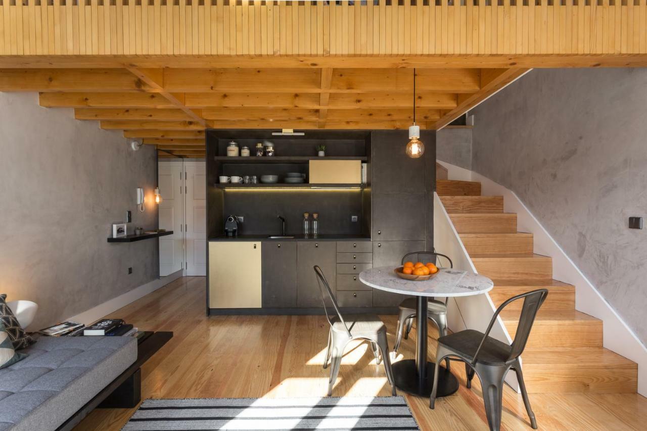 Appartamento Gold & Grey Loft Almada OOporto Esterno foto