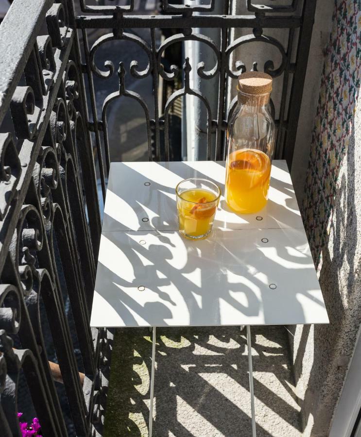 Appartamento Gold & Grey Loft Almada OOporto Esterno foto
